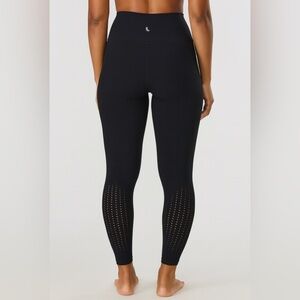 🩶 Lole Black Laser-Cut Perforated Leggings Size Medium Yoga, Gym, Athleisure
